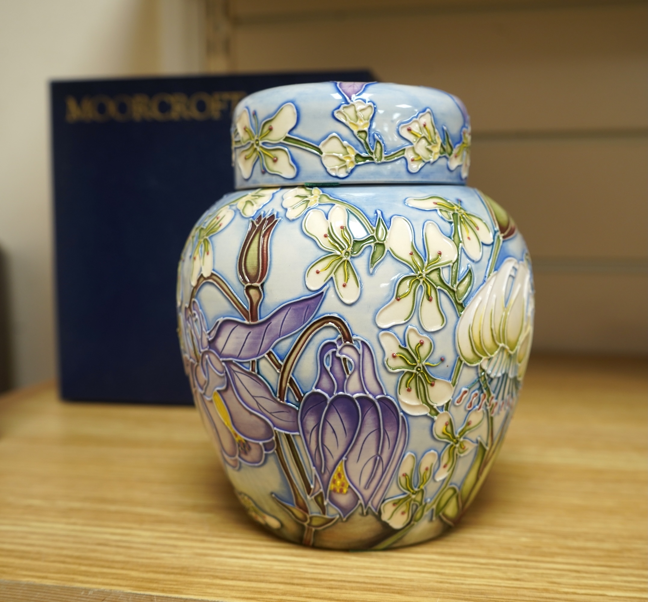 A Moorcroft 'Loves Labour’s Lost', trial jar and cover by Alice Alison limited edition 13/250, 2002 -15.5cm high, boxed